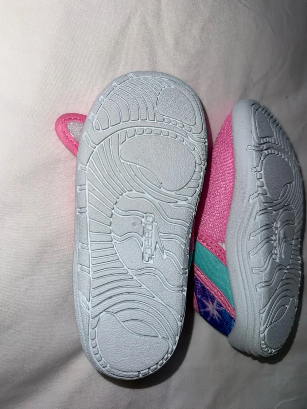 Speedo Kids Water Shoe size 5/6